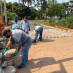 Secretaria de Obras inicia serviço na Rua Francisco Aleixo em Bentópolis